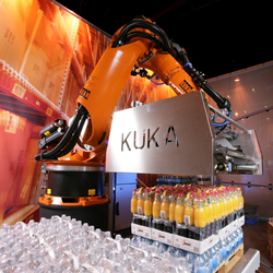 Innovative KUKA De-Palletizing Demo