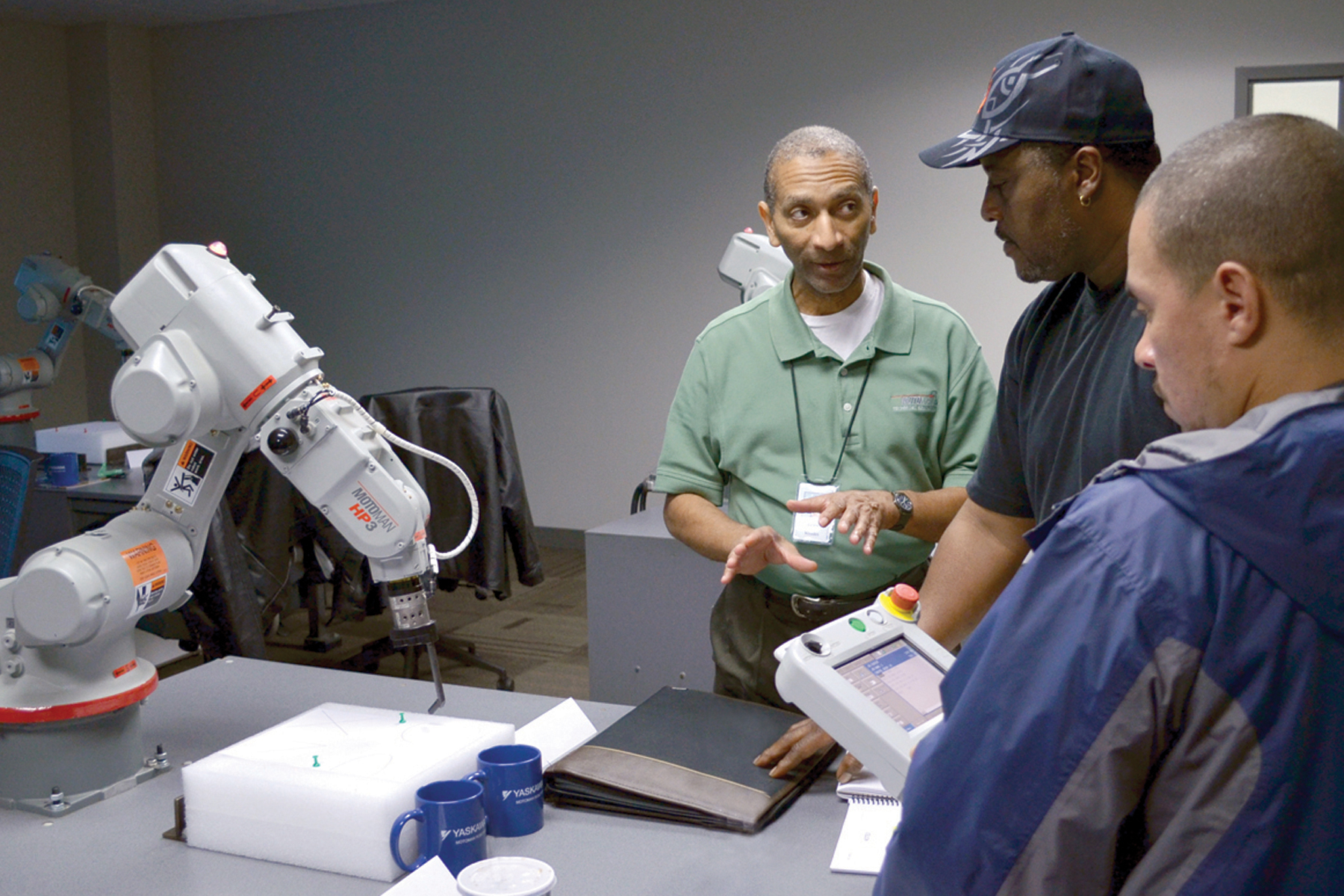 yaskawa motoman training